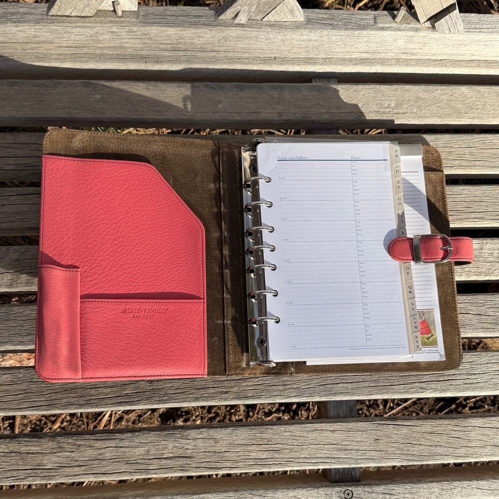 GUC Daytimer Pink Leather Planner Agenda